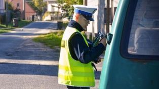 Toruń: Policja już 67 pijanym kierowcom zabrała auta w tym roku! Wpadają też kobiety