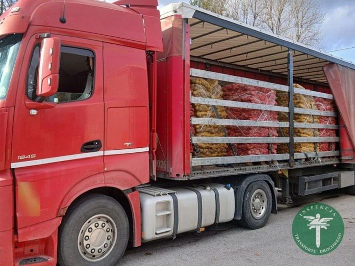 Lubienia: Nielegalny transport ziemniaków zatrzymany. Szokujące braki w dokumentacji