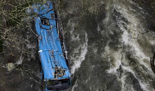 Hiszpania. Tragiczny wypadek autobusu. Siedem osób nie żyje