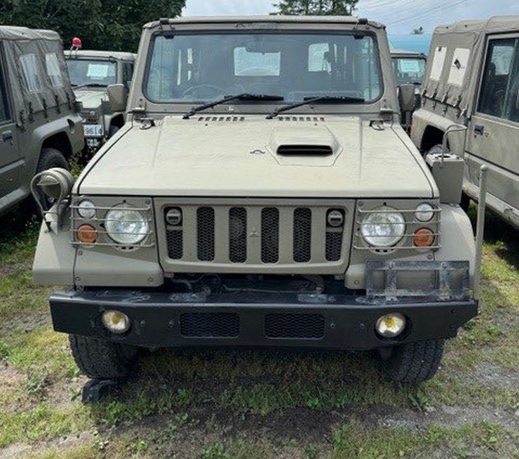 Dziesiątki wozów dla Ukrainy. Przybędą z dalekiego kraju