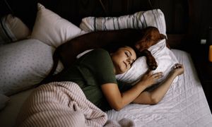 Oto "zabójca" snu. Ekspertka radzi pozbyć się z sypialni