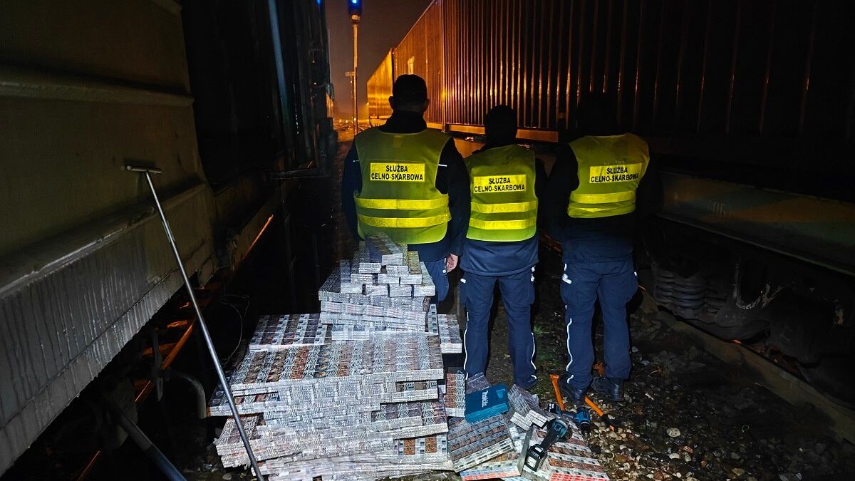 Kontrabanda ponad 5000 paczek papierosów