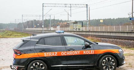 Terytorialsi, drony, lokomotywy "zwiadowcze". Tory pod specjalną ochroną