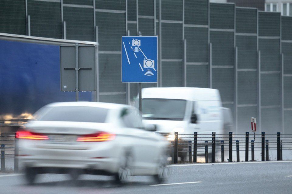 Łódź: Nowy odcinkowy pomiar prędkości. Oto aktualna lista odcinkowych pomiarów w regionie