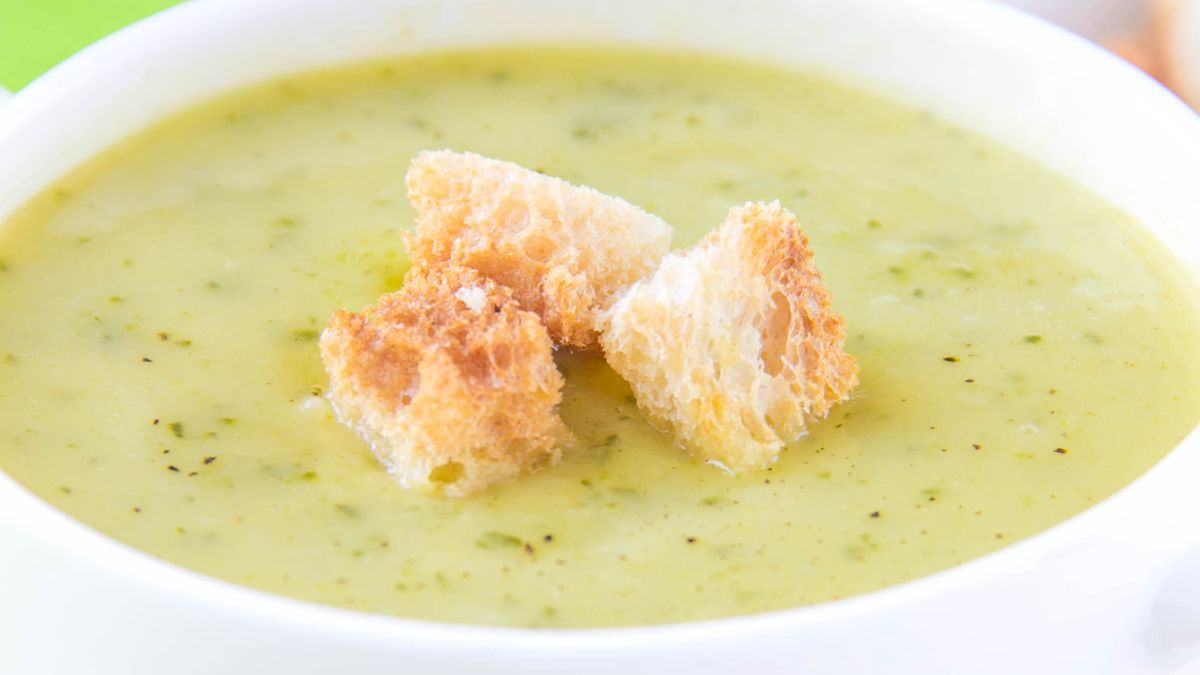 Lekka zupa, idealna po świątecznym ucztowaniu