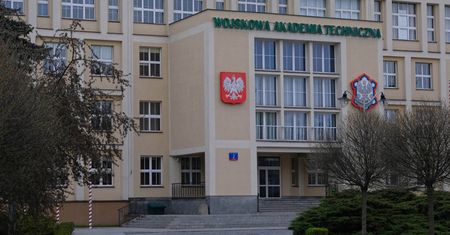 Koronawirus w Warszawie. Koniec kwarantanny w akademiku WAT