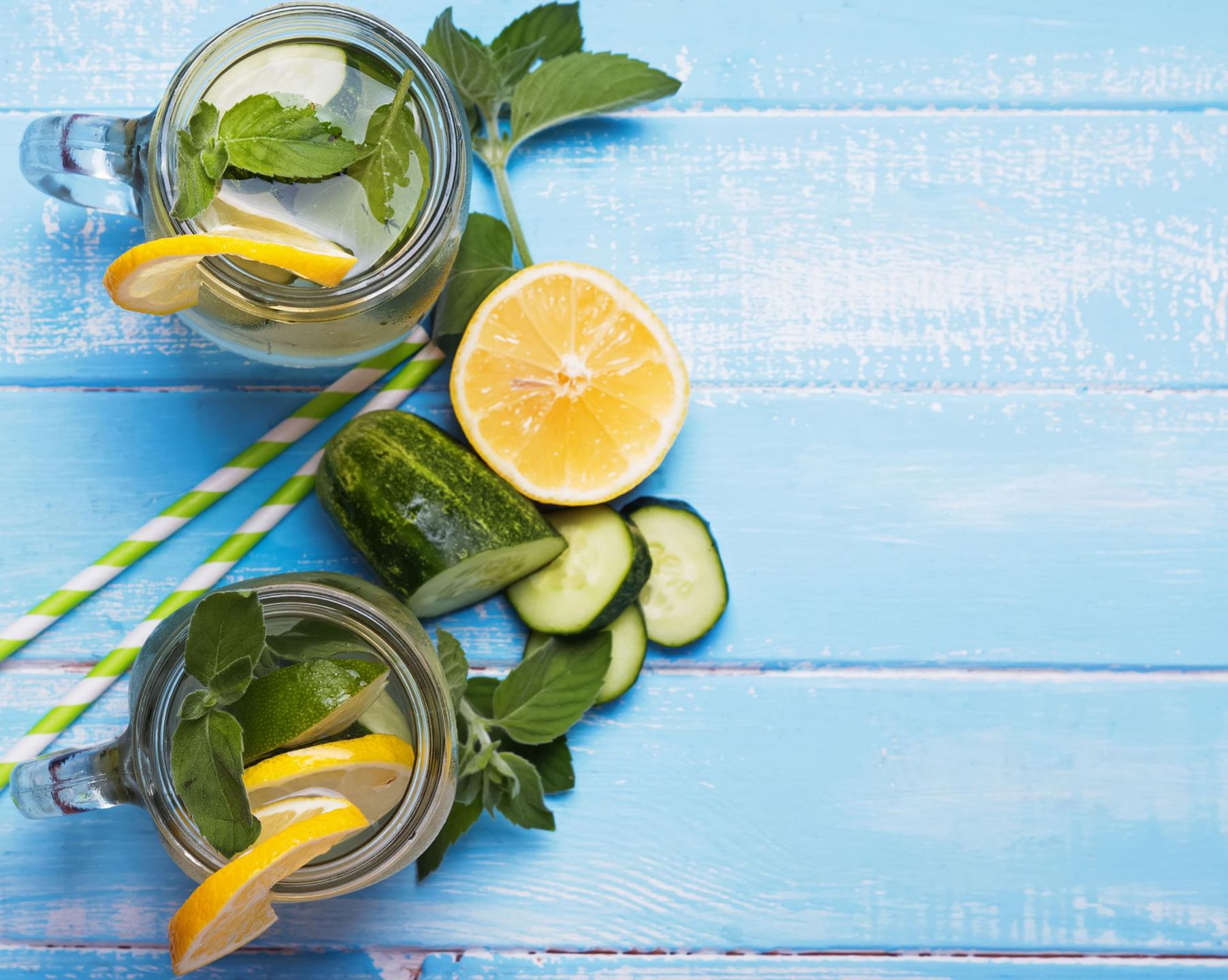 W drinkach spalających tłuszcz może znaleźć się wiele niebezpiecznych składników 