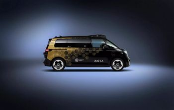 Volkswagen chce pokonać Teslę w jej grze. Właśnie pokazał produkcyjne Robotaxi