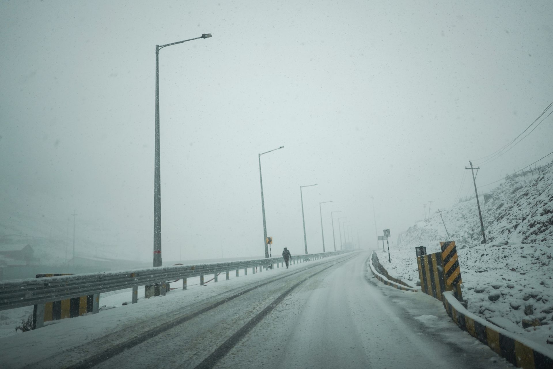 wiadomości,aktualności,WP Wiadomości Zamknięta droga do Czech. Wszystko przez nadchodzące śnieżyce