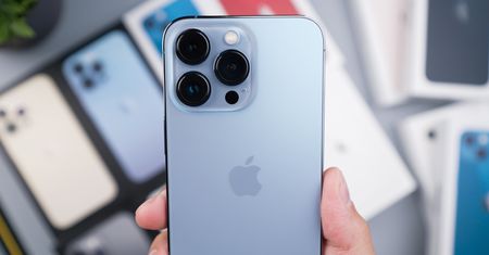 iPhone ze wsparciem AI? Apple blisko zawarcia umowy z OpenAI