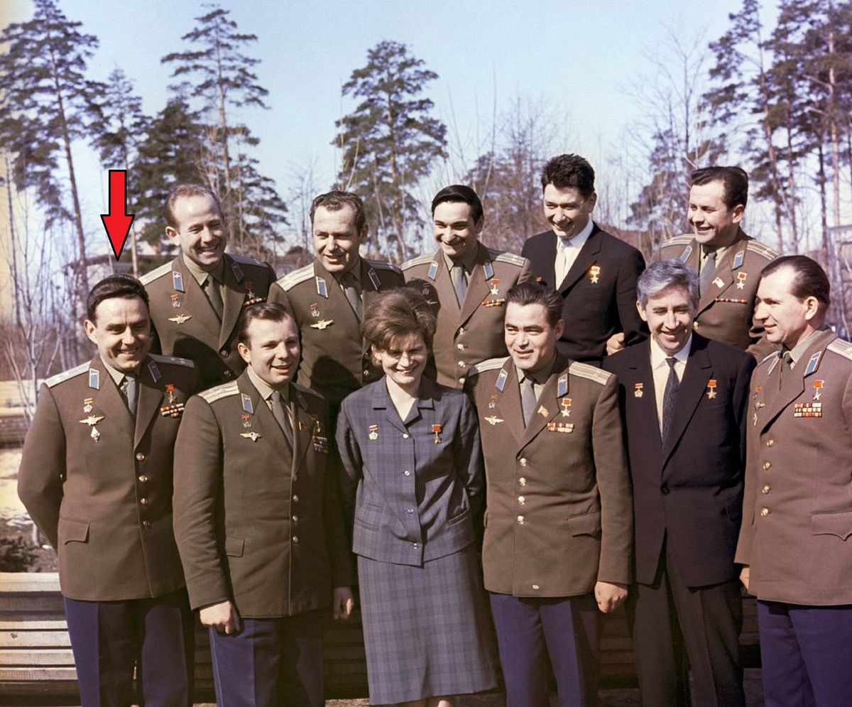 Radzieccy kosmonauci, wśród nich Władimir Komarow