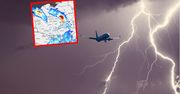 Burze nad Polską. Piorun uderzył w samolot