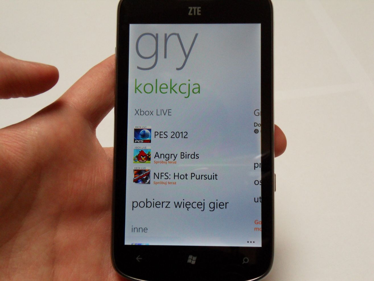 ZTE Tania - stylowy Windows Phone [test] 8