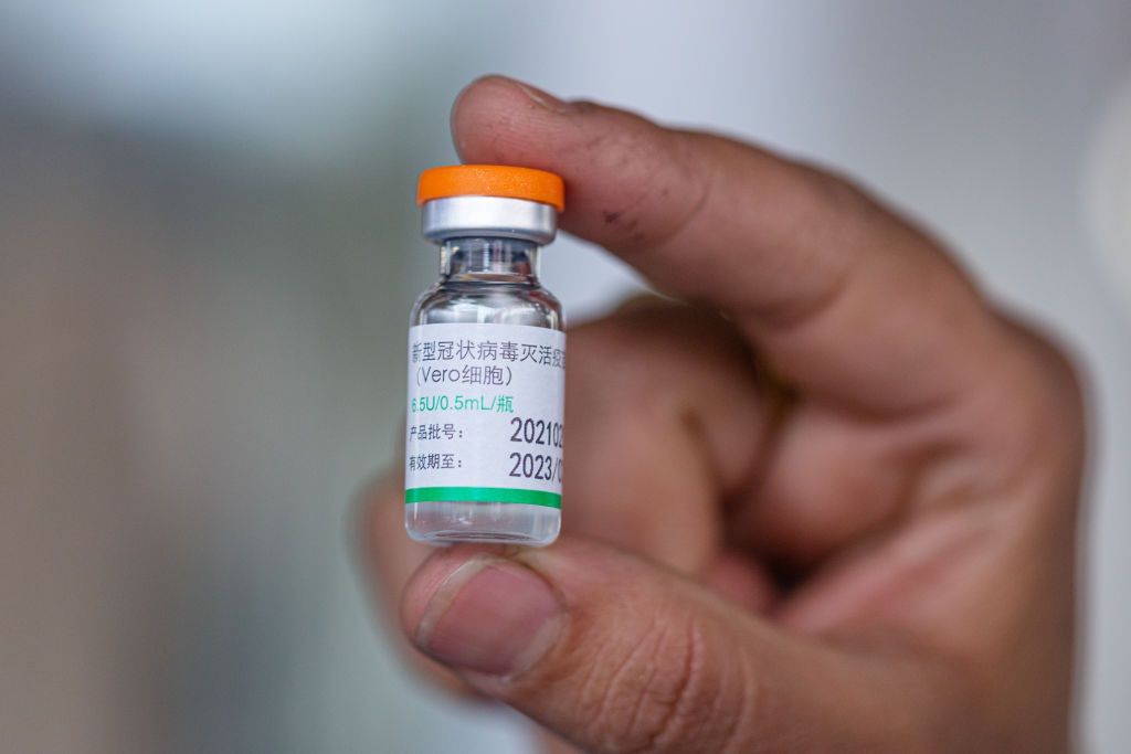 Ujawniono skuteczność chińskiej szczepionki. Zaskakujący wynik