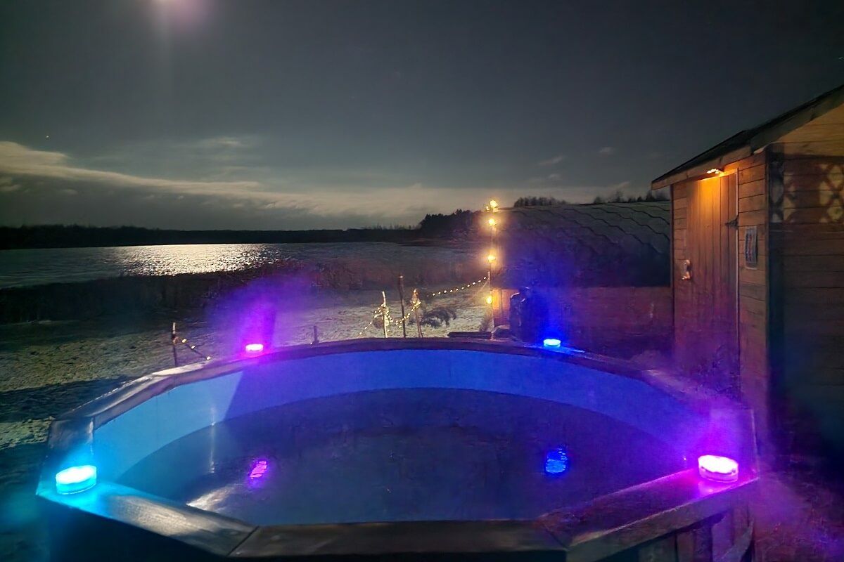 Jacuzi wieczorową porą