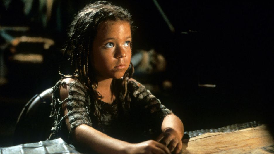 Pamiętacie dziewczynkę z kultowego filmu? Dzisiaj ma 39 lat i bardzo się zmieniła