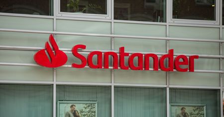 Santander apeluje do Polaków. Chodzi o BLIKA