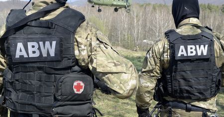 Udaremniony zamach w Puławach. Sukces służb? "Nie wygląda to zbyt poważnie"