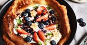 Dutch Baby z jogurtem i owocami