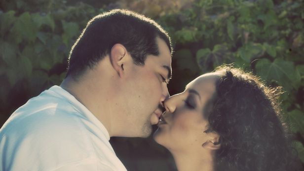 Jak wyglądały e-randki 50 lat temu? Karty dziurkowane i superkomputer IBM-u 1