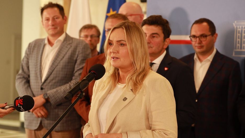 Konferencja prasowa MINISTER KLIMATU PAULINA HENNING - KLOSKA