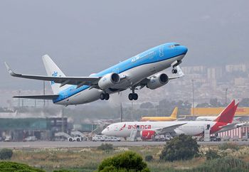 Chaos podczas ewakuacji Holendrów. Samolot odleciał częściowo pusty