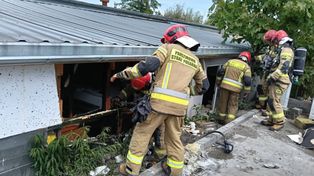 Pożar stolarni przy ul. Ryskiej w Gorzowie. Doszło do zwarcia wentylatora