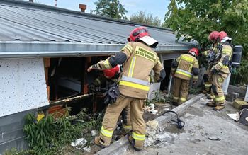 Pożar stolarni przy ul. Ryskiej w Gorzowie. Doszło do zwarcia wentylatora