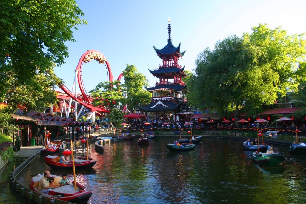 Tivoli Gardens, Kopenhaga, Dania - 4,6 mln odwiedzających