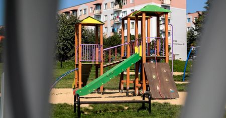 3-latek zaatakowany nożem na placu zabaw w Finlandii. Sprawcą okazał się jego ojciec