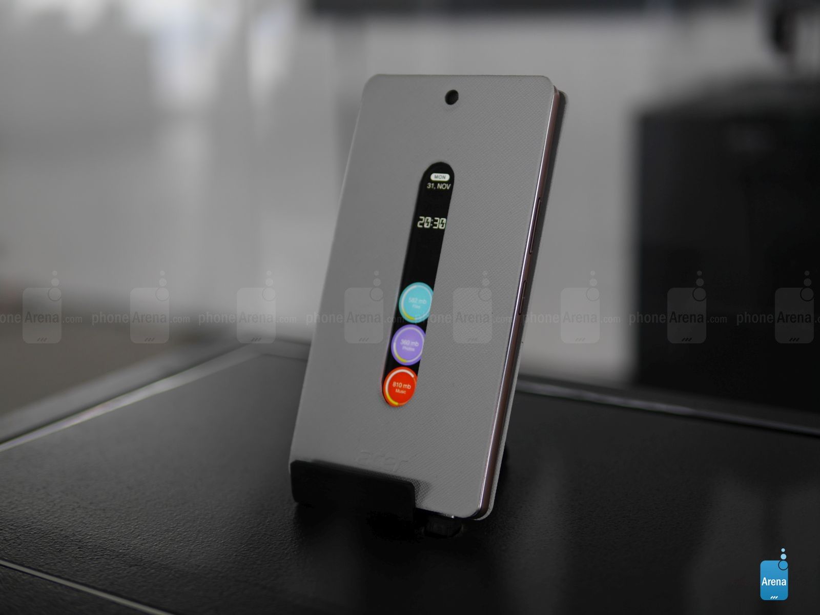 Liquid X2 z pojemną baterią  i opaski Leap Fit, Active i Curve - oto nowości Acera 14
