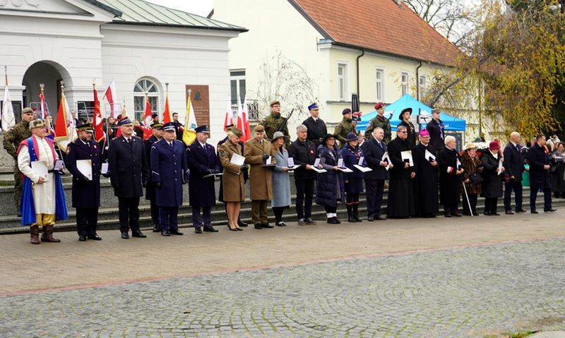 Obchody 11 listopada 