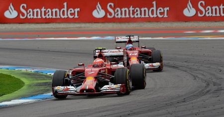 Fernando Alonso chwali Ricciardo i gani Räikkönena