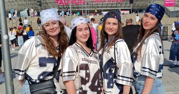 Tłumy fanów na drugim koncercie Billie Eilish w Tauron Arenie. Kraków znów oszalał na punkcie amerykańskiej gwiazdy