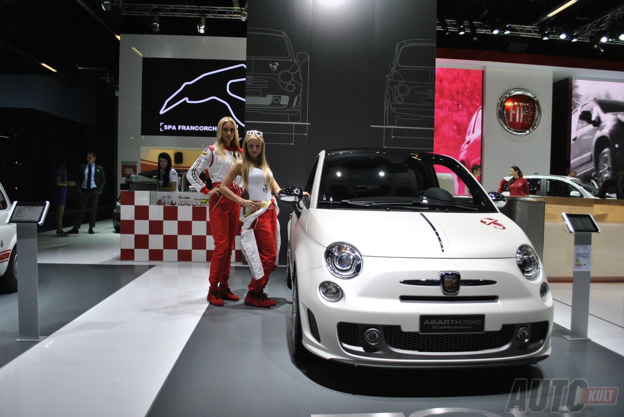 Hostessy Frankfurt Motor Show 2013