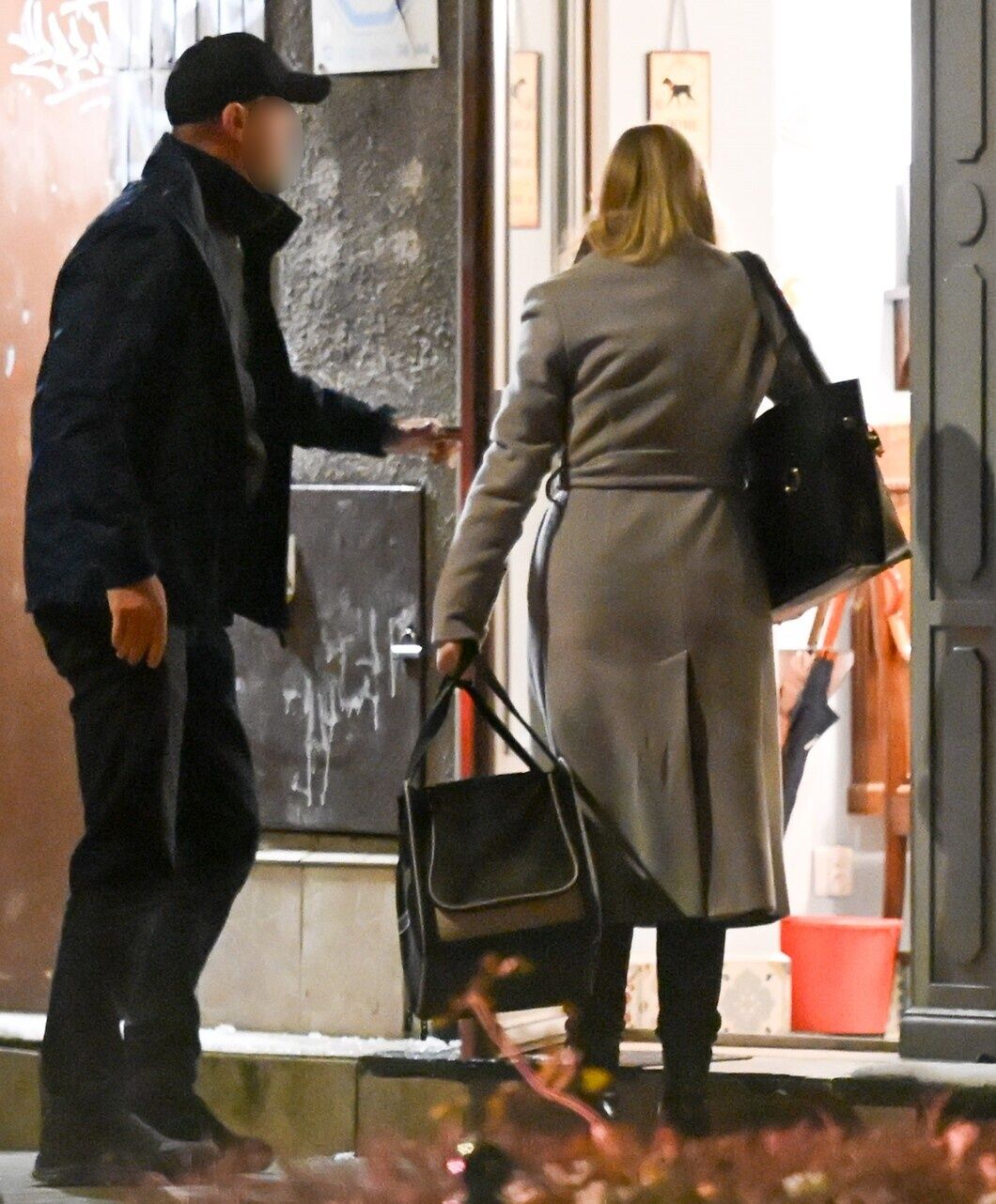 Kinga Duda przybyła do weterynarza z szoferem i ochroniarzem