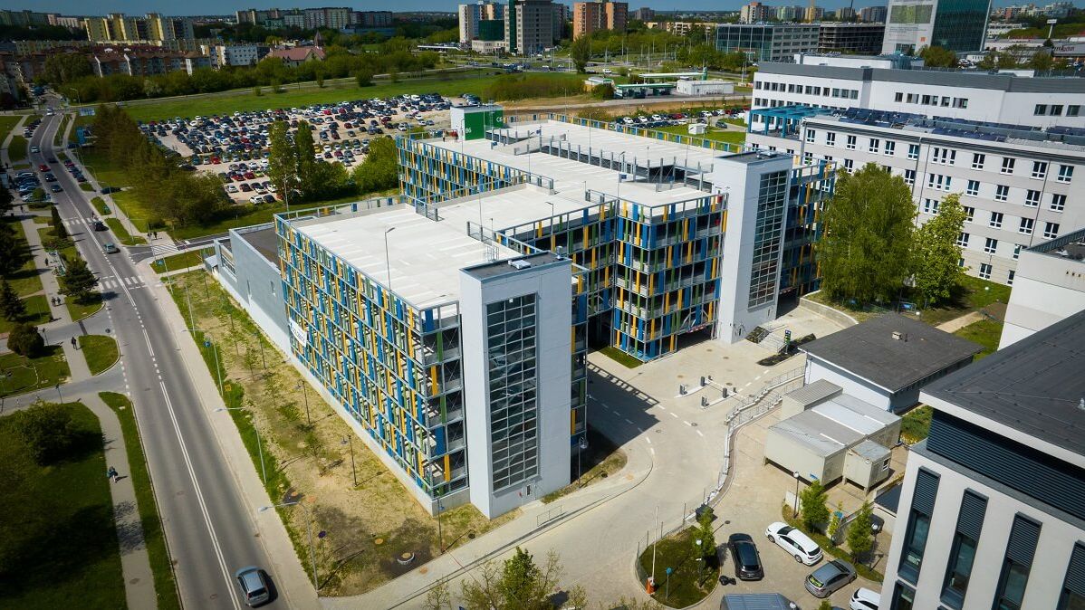 Wielopoziomowy parking Uniwersytetu Medycznego przy ul. Gębali