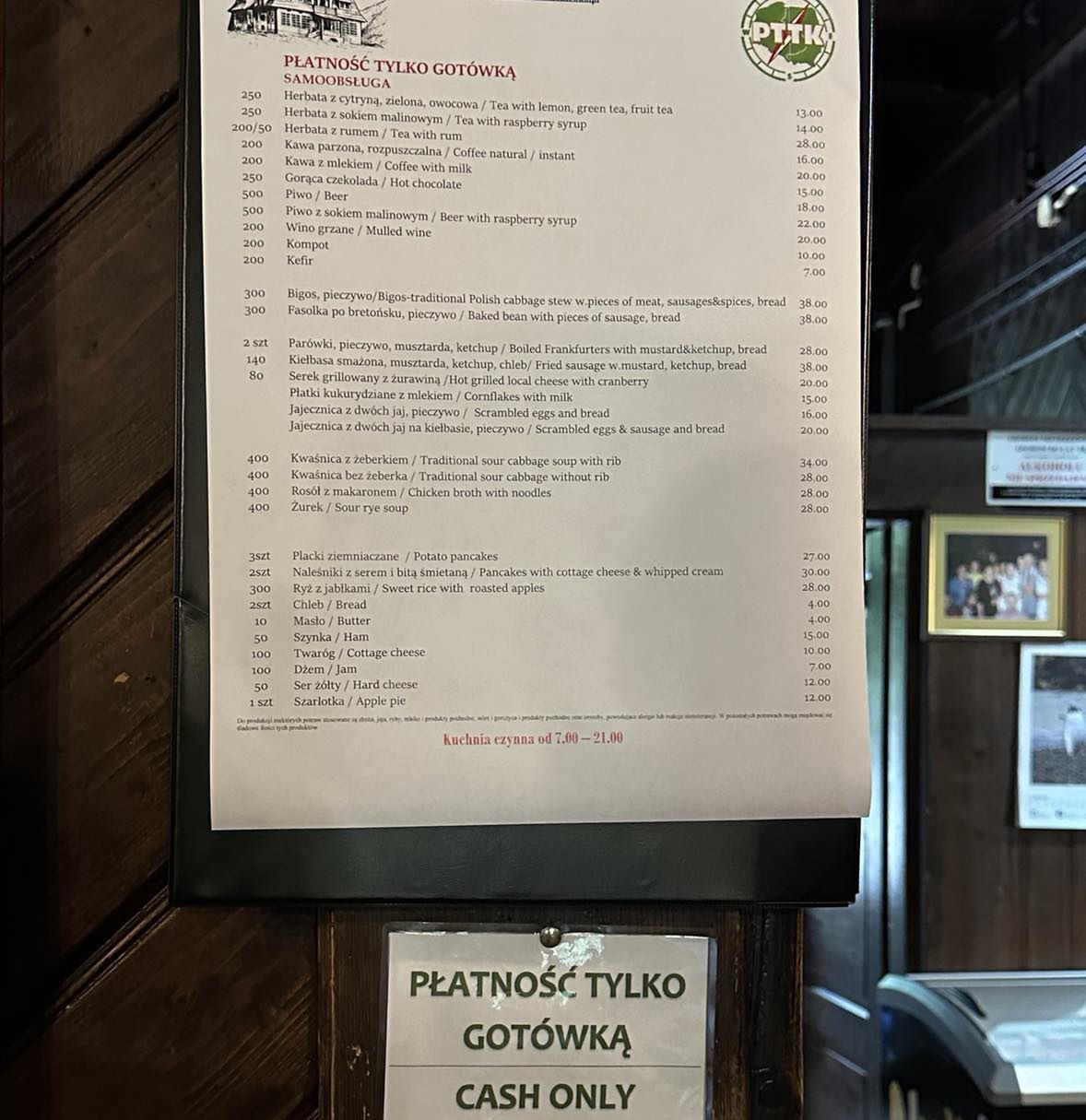 Menu śniadaniowe w schronisku