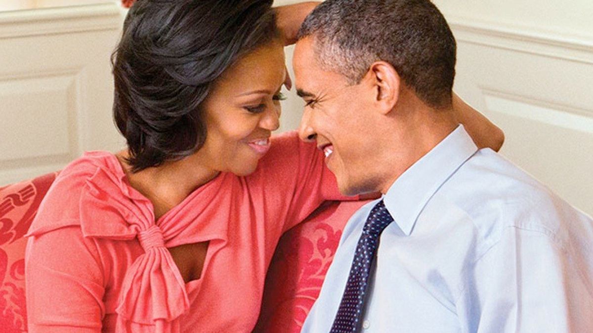 Barack Obama zaniemówił z wrażenia na widok prezentu od Michelle. Niebywałe, co mu wręczyła