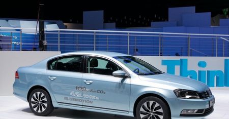 Nowy VW Passat BlueMotion - 4,1 litra na setkę