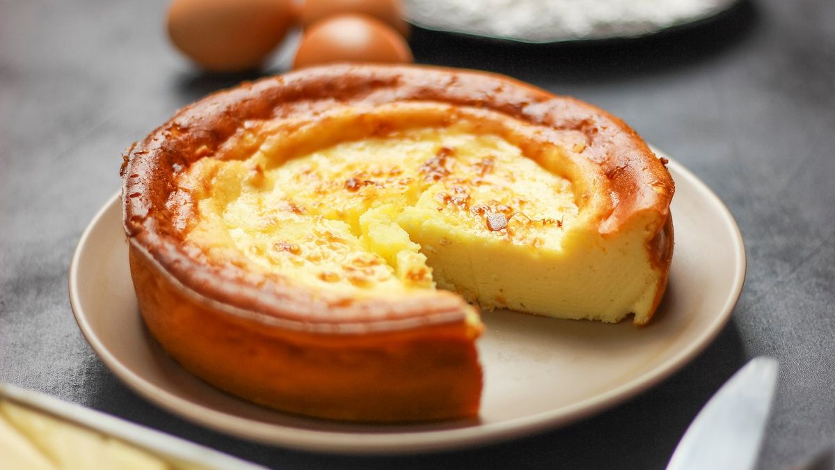 Babcia na Wielkanoc zawsze robiła gotowany sernik. Znikał najszybciej