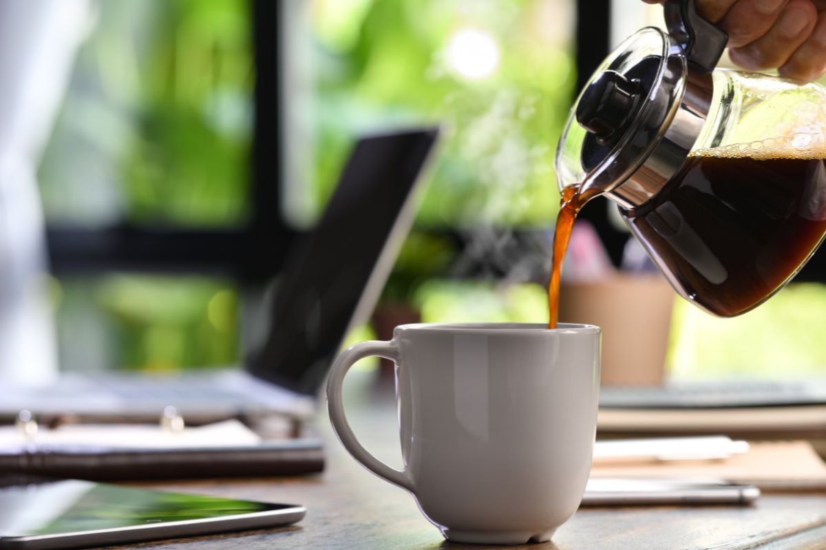 Polacy piją ten napój litrami. I słusznie, bo przedłuża życie