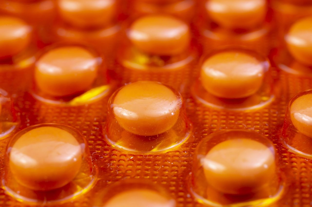 Najważniejsza z witamin. Gdy jej brakuje, czujemy niepokój, a cholesterol leci w górę