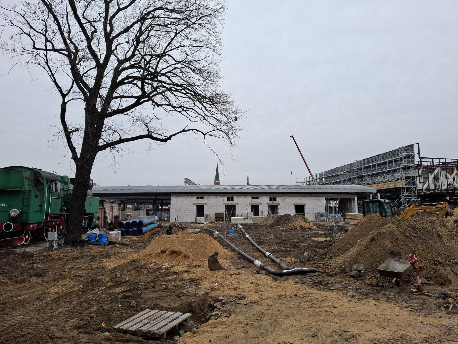 Nowy dworzec PKP w Częstochowie rośnie w oczach. Co dzieje się na budowie?