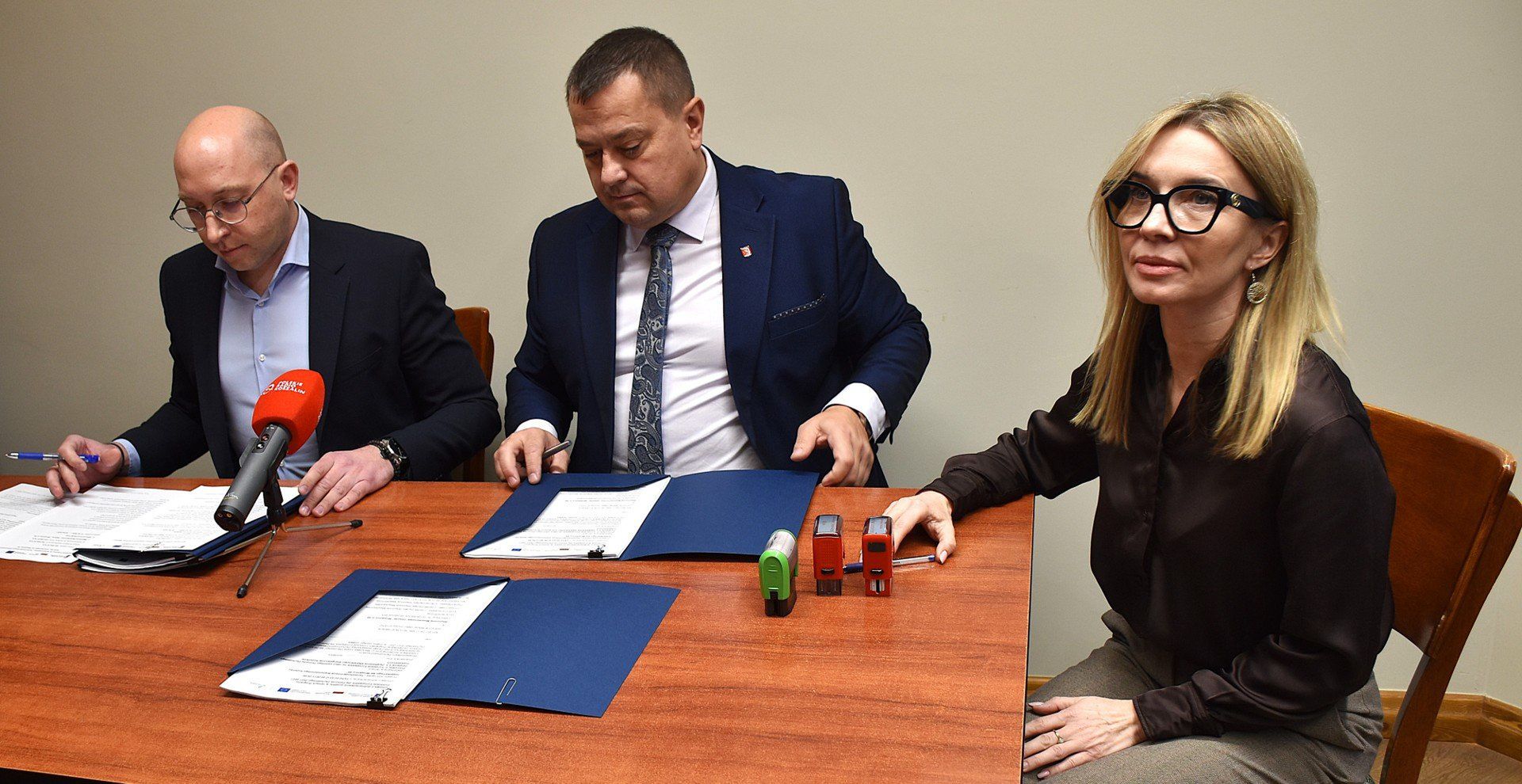 Umowa na zielone inwestycje została podpisana w Urzędzie Gminy Sławno