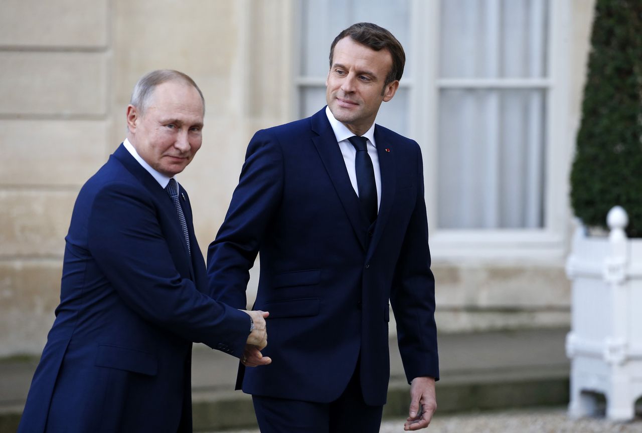 Emmanuel Macron and Vladimir Putin have had great relations for years.