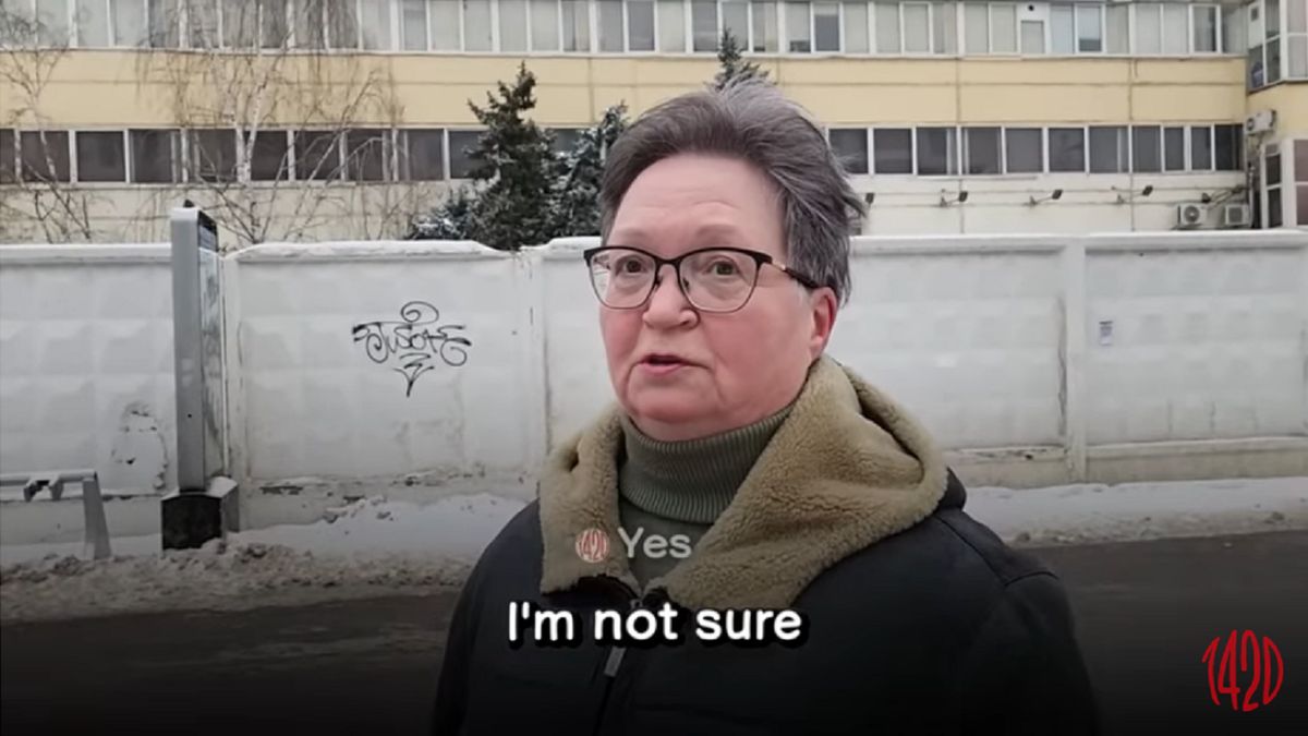 Starsze pokolenie Rosjan opowiada się za "wojną"