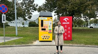 Pierwszy olejomat na stacji ORLEN stanął w Płocku. Zużyty olej dostanie drugie życie