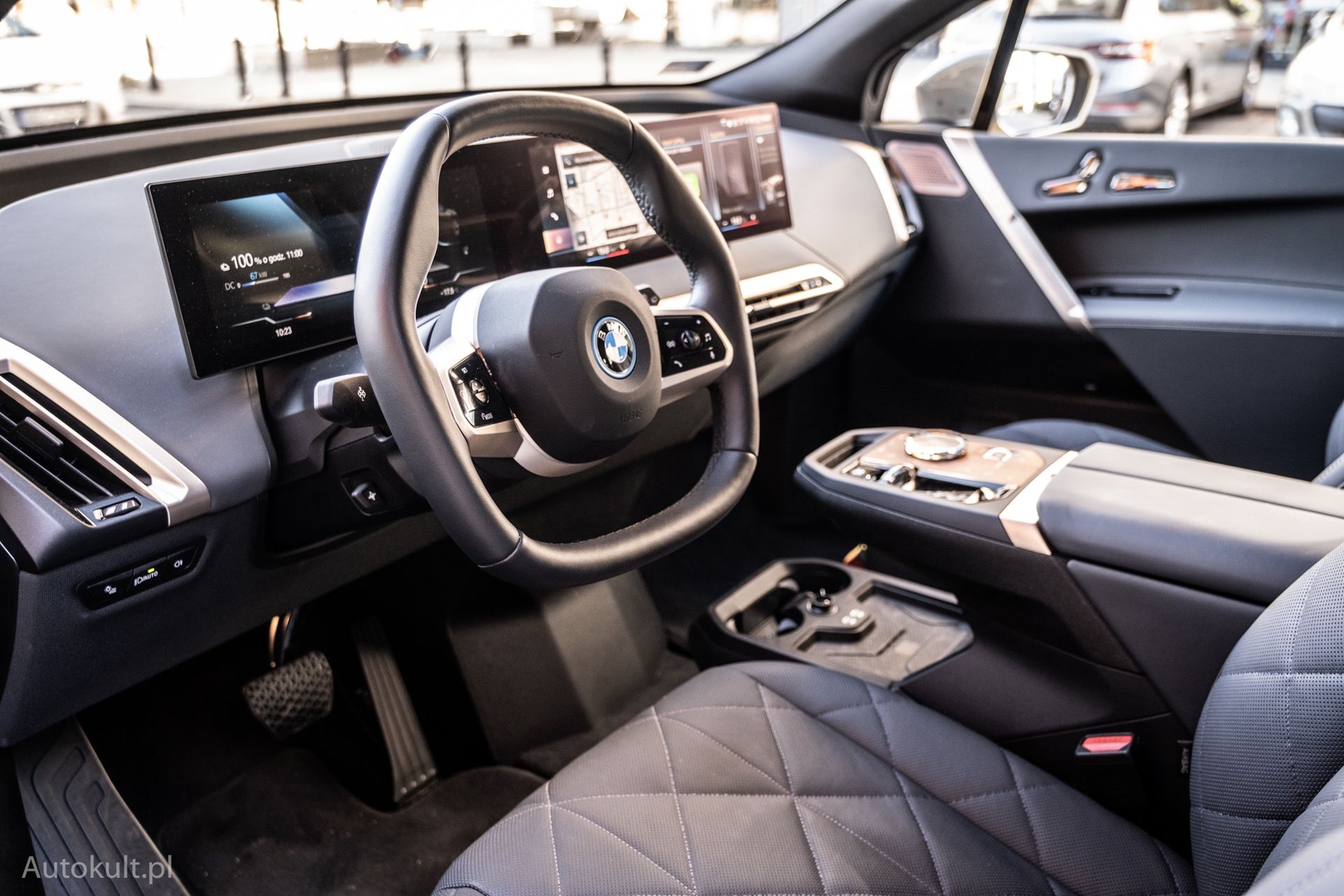 BMW iX M60 (2022)
