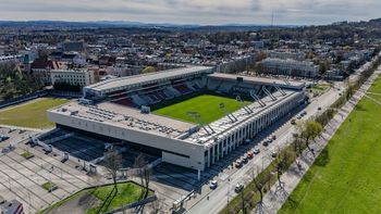 Sponsor stadionu Cracovii szansą na rozwój klubu. "Pasy" czekają na oferty. Przetarg ogłoszony!